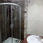Spacious In District. Apartamento Breslavia