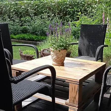 Spacious In District. דירה *