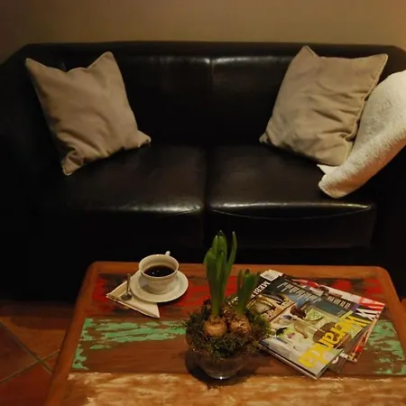 Spacious In District. Breslau