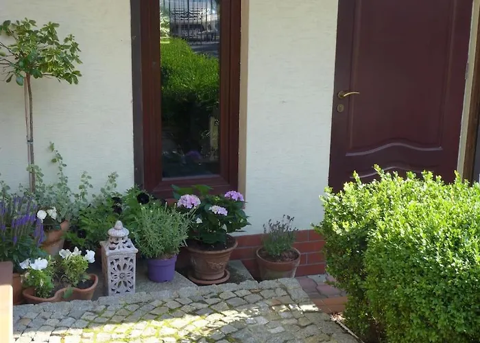 Spacious In District. *