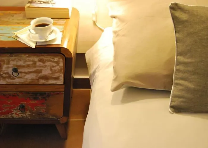 Spacious In District. Apartman *